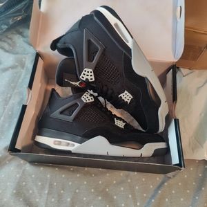 Jordan 4 canvas size 11 men or women's 12.5